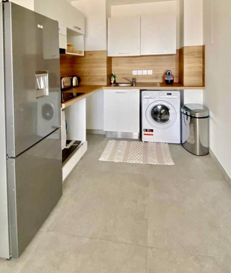 Appartement Luxurious Flat At 5 Min By Walk To Monaco, Free Parking And Sea View à Beausoleil Extérieur photo